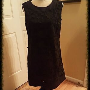 🌻🦋BLACK PETALS OVERLAY SHEATH DRESS🦋🌻